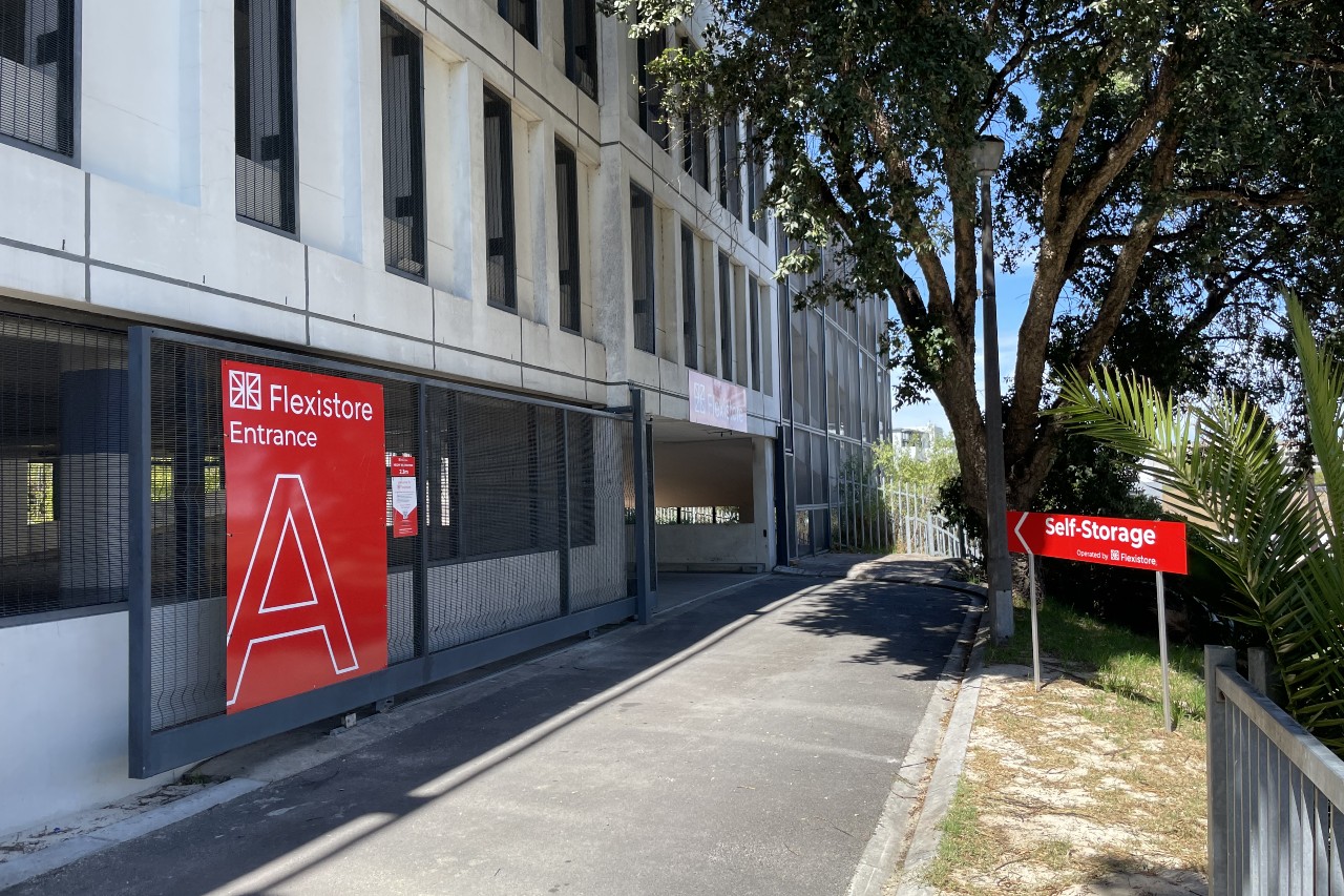 Self storage Epsom Downs, Johannesburg — Flexistore facility